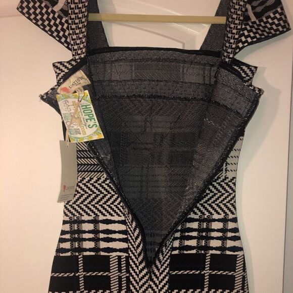 Black and White L’atiste by Amy Dress - Picture 5 of 5